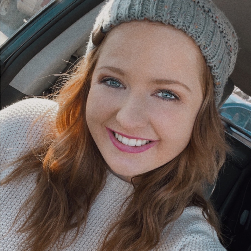Meet your Posher, Carlee